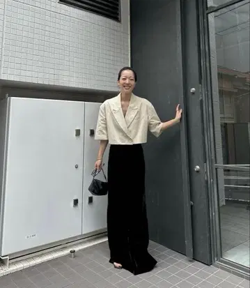 CLANE 크롭 테일러드 재킷 클라네