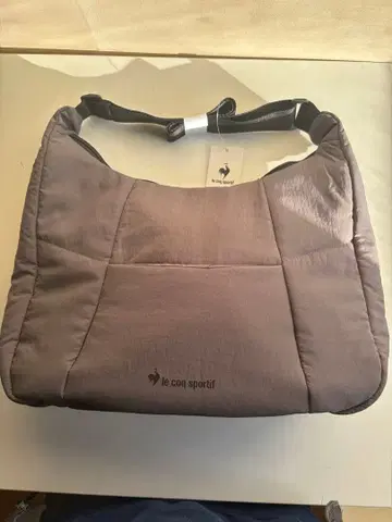 새상품! 르꼬끄 스포르티브 빅 숄더백 그레이