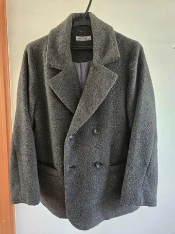 NIKO AND - 그레이 더블 브레스트 피 코트