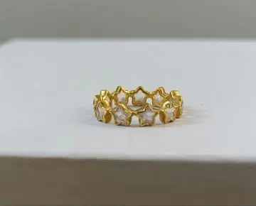 MHT 별 모양 장식의 골드링