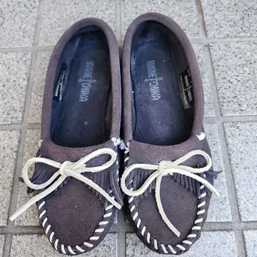 MINNETONKA 네이비 플랫슈즈 6