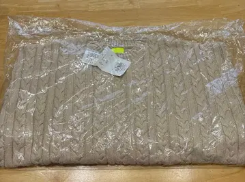 WCJ 아이보리 케이블 짜임 니트