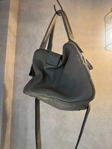 그레이 가죽 핸드백, 숄더백