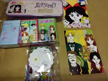 루나틱 서커스 틴 펜 케이스 등 이들 100% 전설 엽서