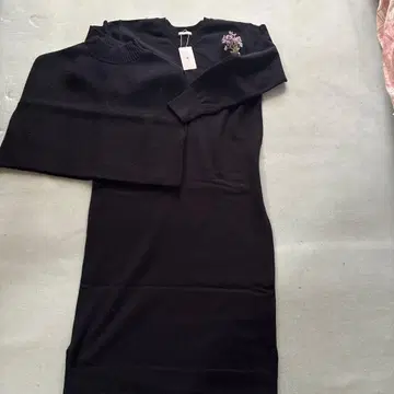 UR 블랙 니트 원피스 프리 사이즈