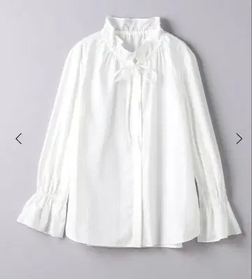 UNITED ARROWS 프릴 칼라 플레어 슬리브 블라우스