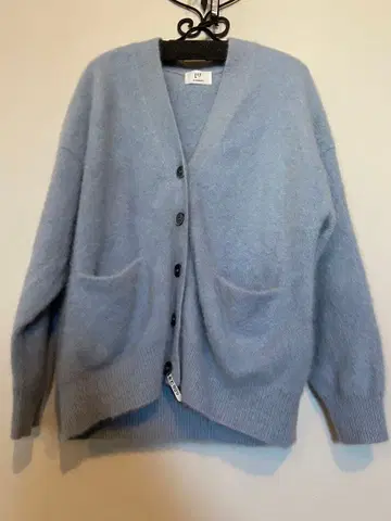 프리미어 아롱디스몽 FOX 알파카 V넥 가디건