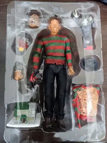 NECA 엘름가의 악몽 3 프레디 크루거 액션 피규어 [상자 없음]