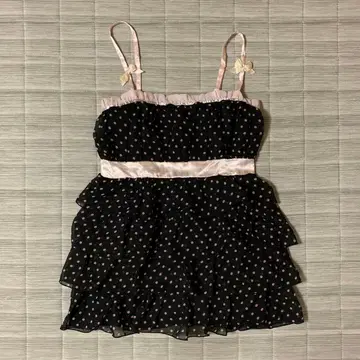 도트 무늬 프릴 슬리브리스 튜닉