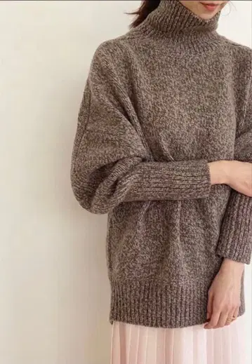 HYKE 터틀넥 스웨터 2020AW