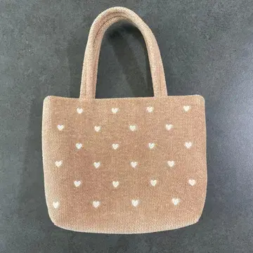 LOVERARY 하트 무늬 니트 핸드백