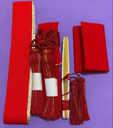 빨간색 칼 주머니