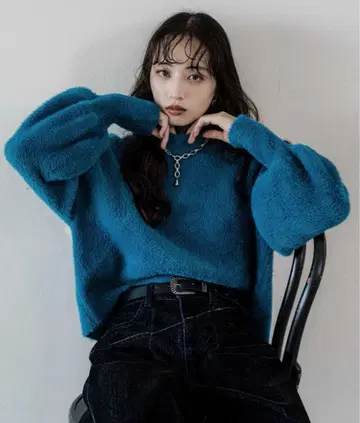 HARE 샤기 니트 풀오버