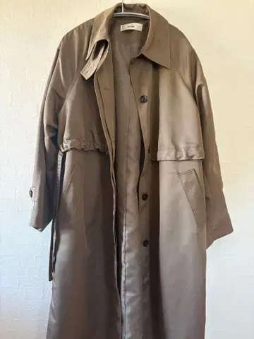 anuke 브라운 트렌치코트 허리 벨트 포함