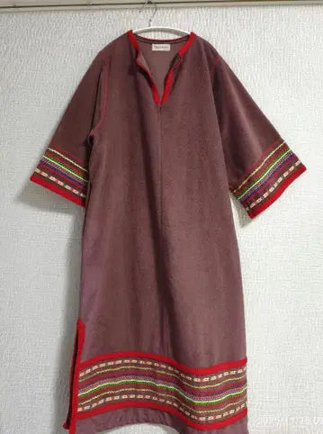 빈티지 티롤리안 테이프 롱 원피스 구제샵 구매