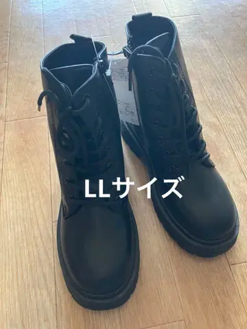 새상품 사이드 지퍼 부착 블랙 부츠 LL 사이즈 미디엄 기장