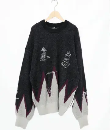 스칼라 353128: 낙서풍 Parity 캐릭터 자카드 니트 풀오버