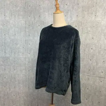 1725 GU 지유 다크 그레이 플리스 크루넥 트레이닝복 M