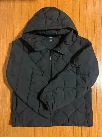 유니클로 퍼프 테크 후드티