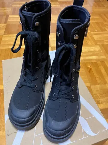 ZARA 지퍼 패브릭 앵클부츠