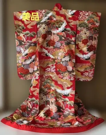 우치카케 신부 자수 빨간색 꽃무늬 전통 기모노 순수 실크