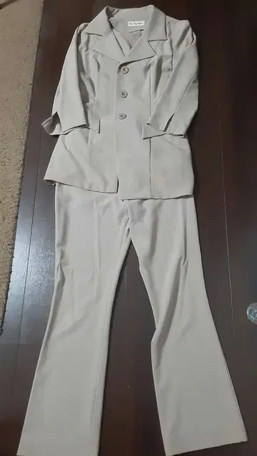 베이지 수트 11AR 7부 소매 기장