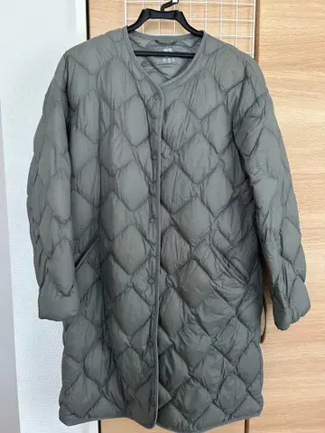 유니클로 퀼팅 라이트 다운 카키