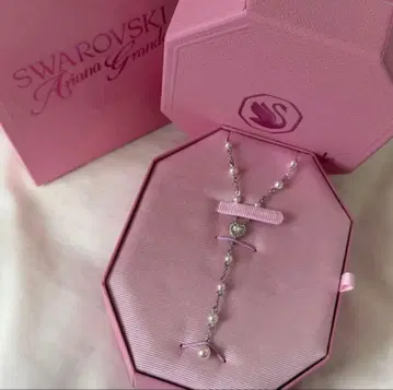 새상품 스와로브스키 아리아나 콜라보 목걸이 펄