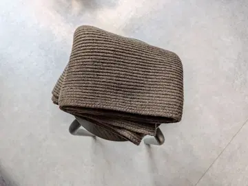 유니클로 U 유니클로 유 키 스톨 올리브