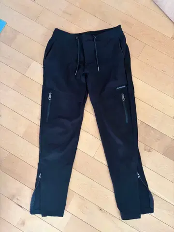 새상품급 1piu1uguale3 relax 스키니 팬츠 블랙