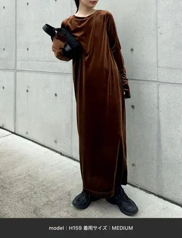 SELECTMOCA by son/ 핑거 슬리브 벨로아 롱 원피스