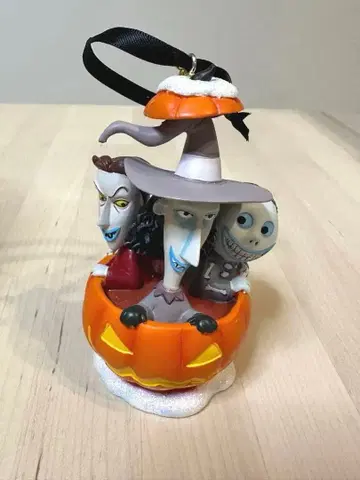 나이트메어 락 쇼크 배럴 오너먼트