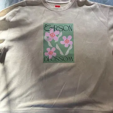 RSON 꽃무늬 프린트 맨투맨 L 사이즈