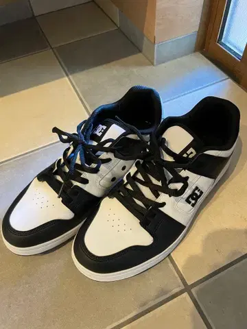 DC 스케이트보드 신발 28.0cm