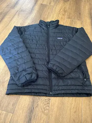 Patagonia 남성용 다운 자켓 S 블랙