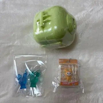 새상품 TWICE LOVELYS 캡슐 토이 4종 세트