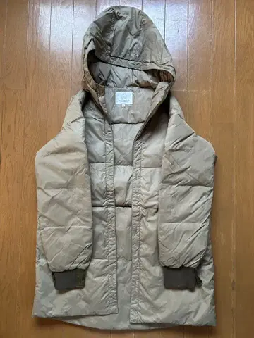 [ 새상품 ] BEAUTY&YOUTH UNITED ARROWS 다운 자켓