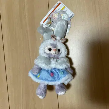 새상품급 디즈니 윈터 홀리데이 스텔라 루 인형 배지 초인기 모델