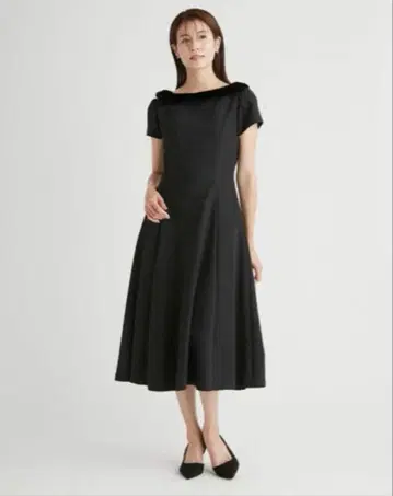 [ CELFORD ] 옷깃 퍼 원피스