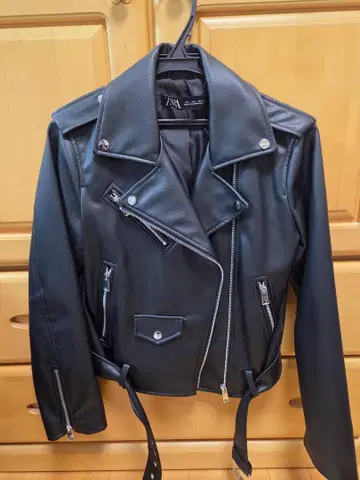 블랙 라이더 자켓