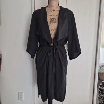 후드 부착 블랙 5부 기장 겉옷 댄스 피트니스 요가