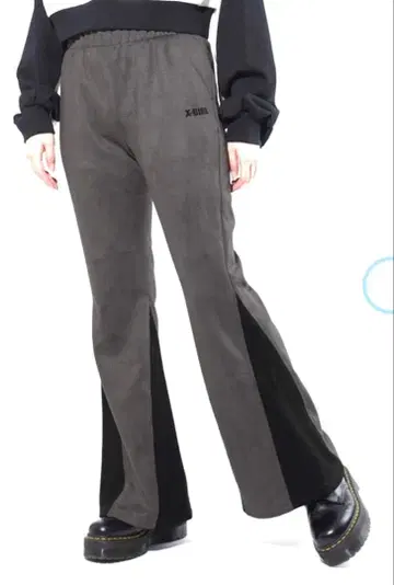 X-GIRL 플레어 팬츠 미사용