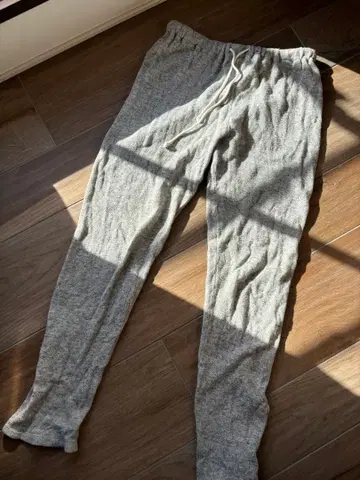 네스트로브 레깅스