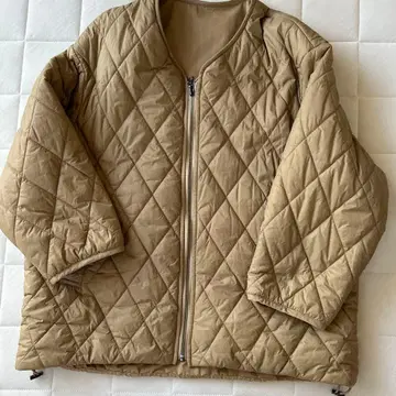 23구 32 베이지 퀼팅 리버서블 자켓
