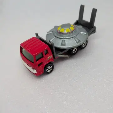 토미카 히노 트럭 UFO 운반차