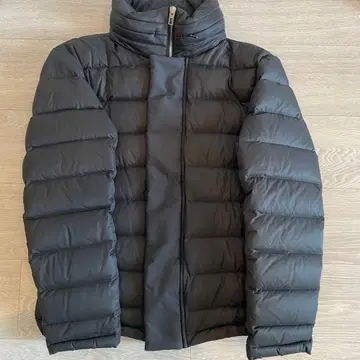 캘빈클라인 다운 자켓 남성용