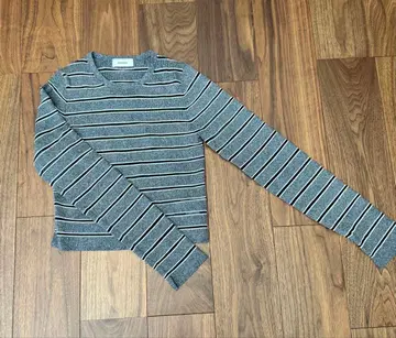 미스 로우 서스티너블 오가닉 크루 리브 니트 그레이