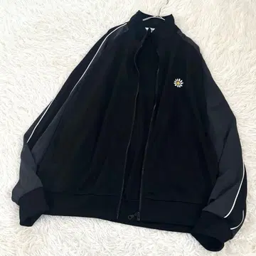 스마일리 페이스 자수 로고 스탠드 카라 지퍼 저지 L 사이즈 블랙