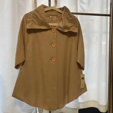 울 혼방 케이프 코트 베이지색