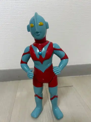 350 울트라맨 스카이블루